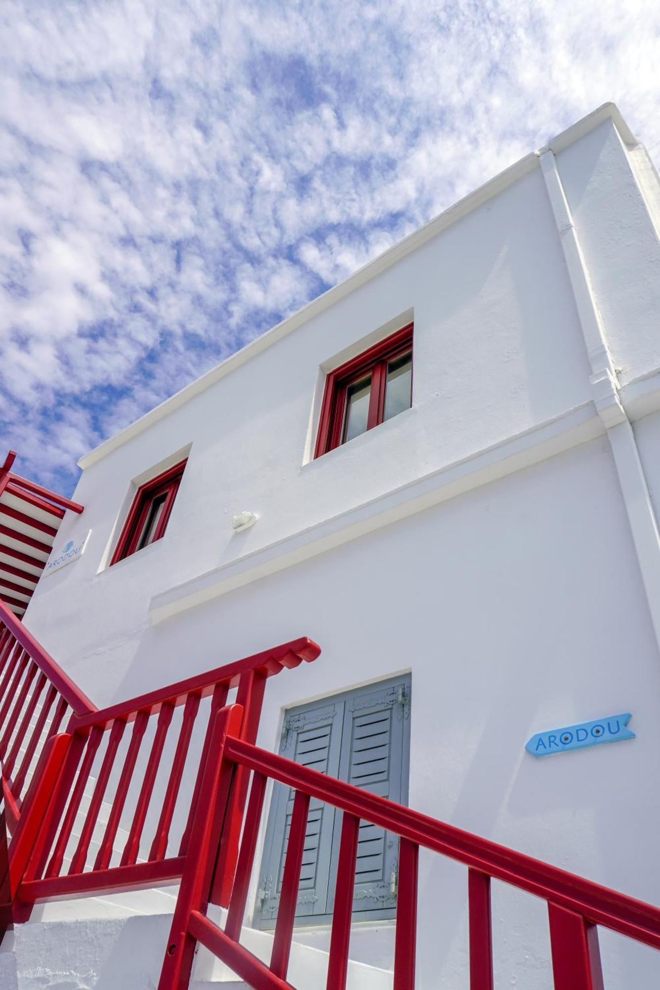 Arodou Studio And Apartment Mykonos Town Exterior photo